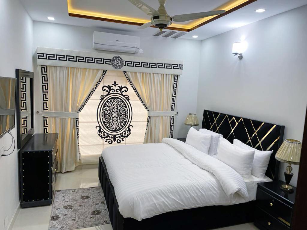 Bed & Breakfast Islamabad Hotel Екстериор снимка