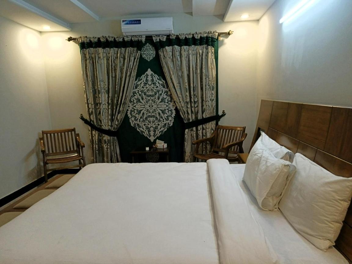 Bed & Breakfast Islamabad Hotel Екстериор снимка