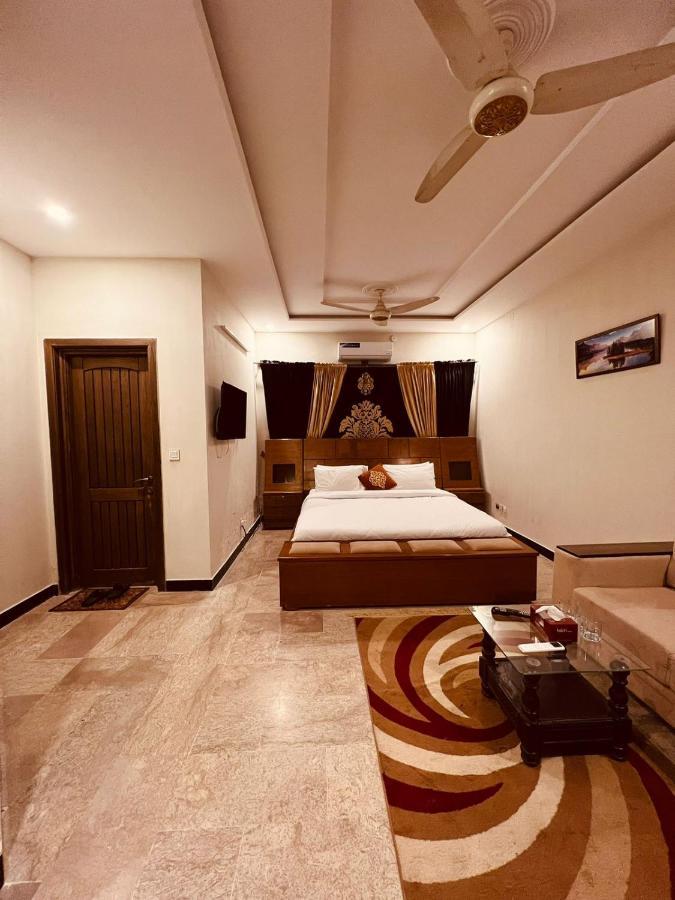 Bed & Breakfast Islamabad Hotel Екстериор снимка