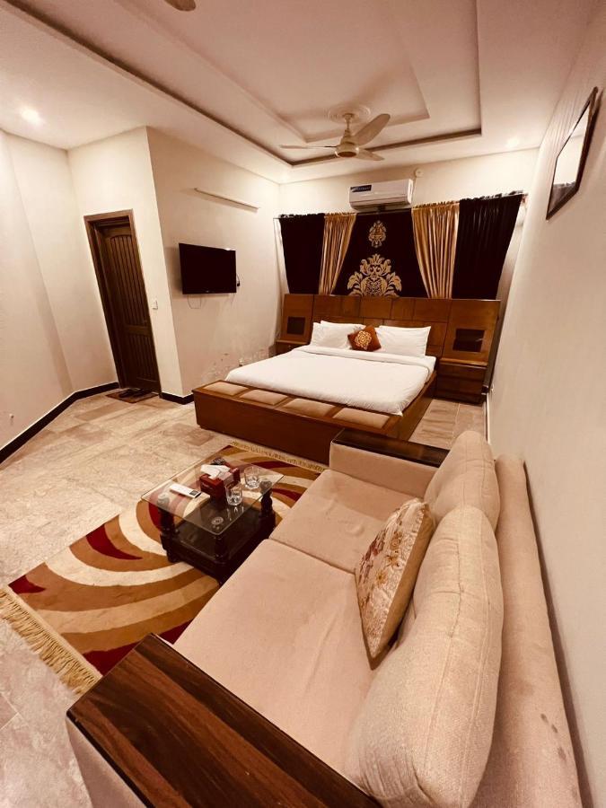 Bed & Breakfast Islamabad Hotel Стая снимка