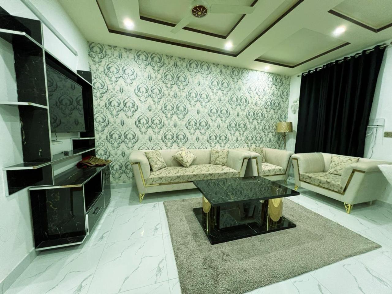 Bed & Breakfast Islamabad Hotel Екстериор снимка