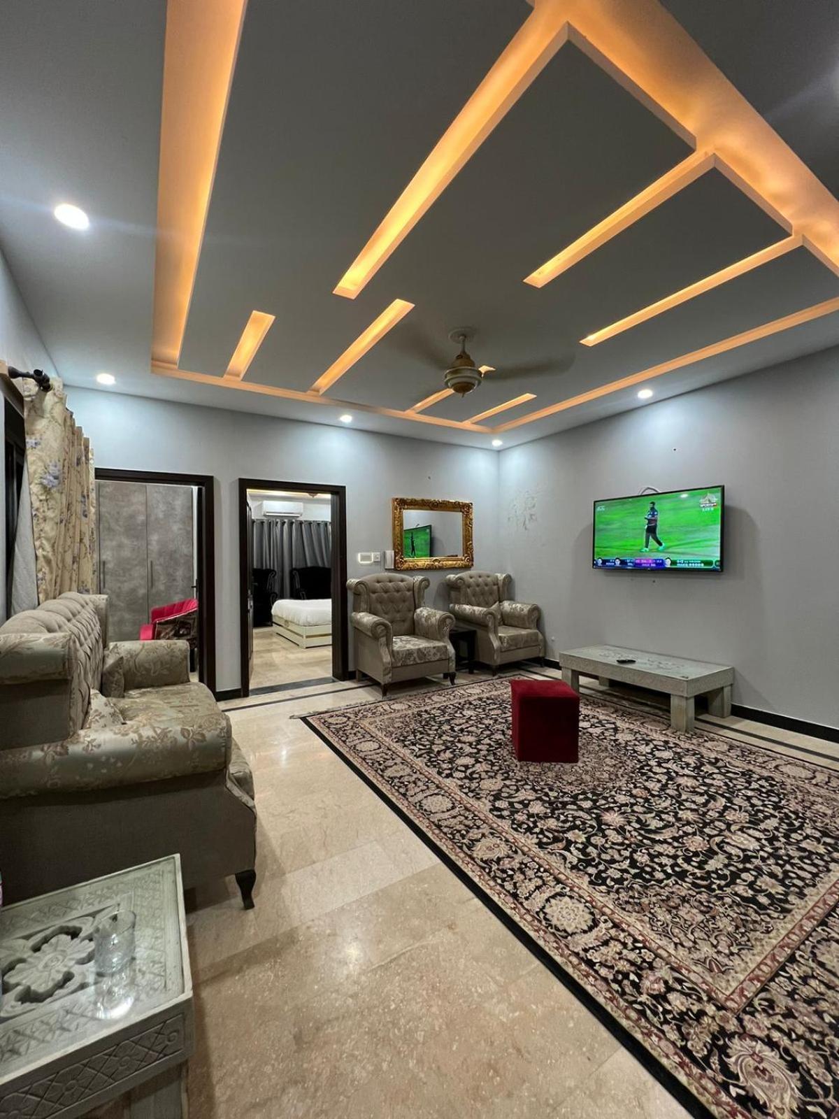 Bed & Breakfast Islamabad Hotel Екстериор снимка