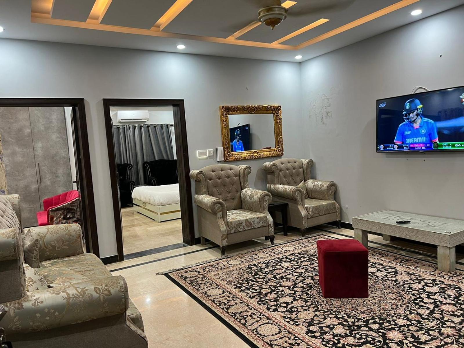 Bed & Breakfast Islamabad Hotel Екстериор снимка